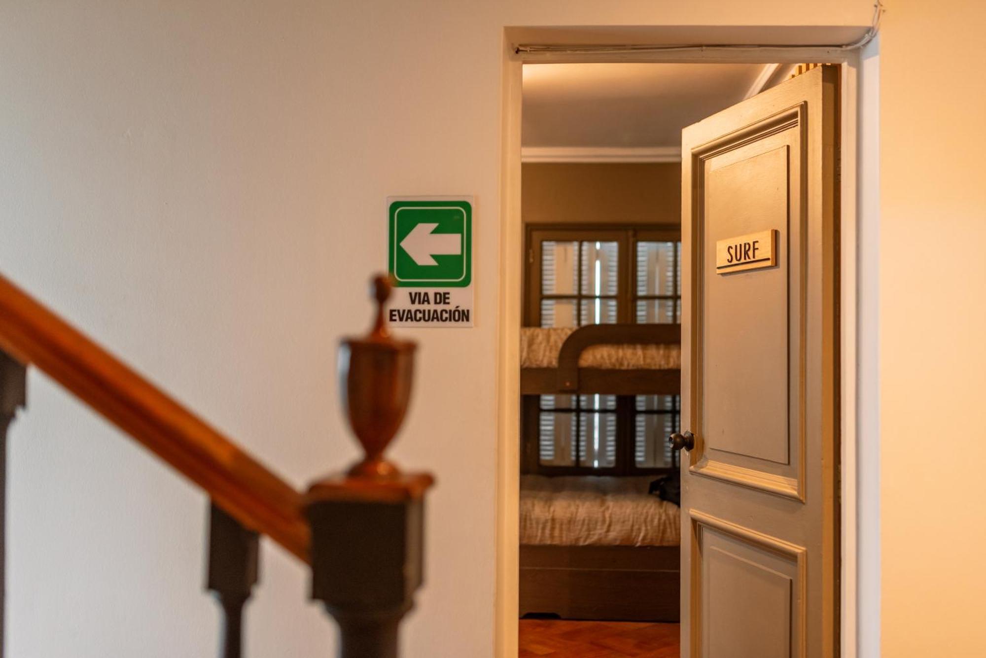 Yogi Hostels Сантьяго Екстер'єр фото