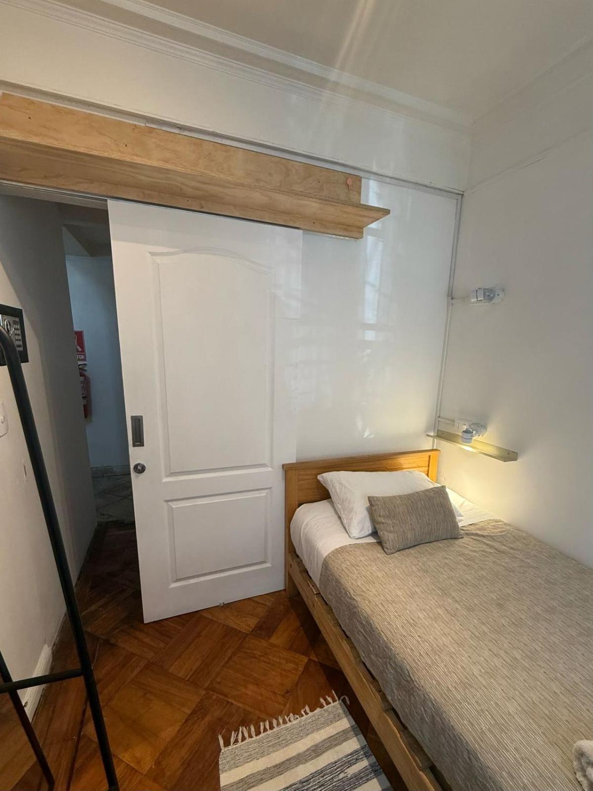 Yogi Hostels Сантьяго Екстер'єр фото